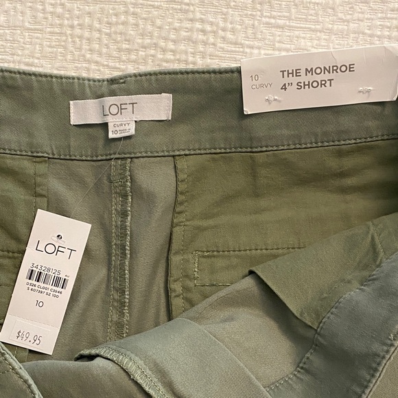 LOFT Sage Green Cargo Shorts - Picture 4 of 5